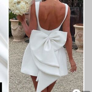 Elegant White Bow-Back Dress
